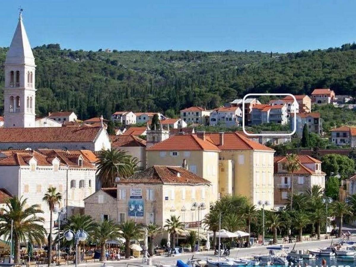 Apartment Lana St Supetar Bagian luar foto