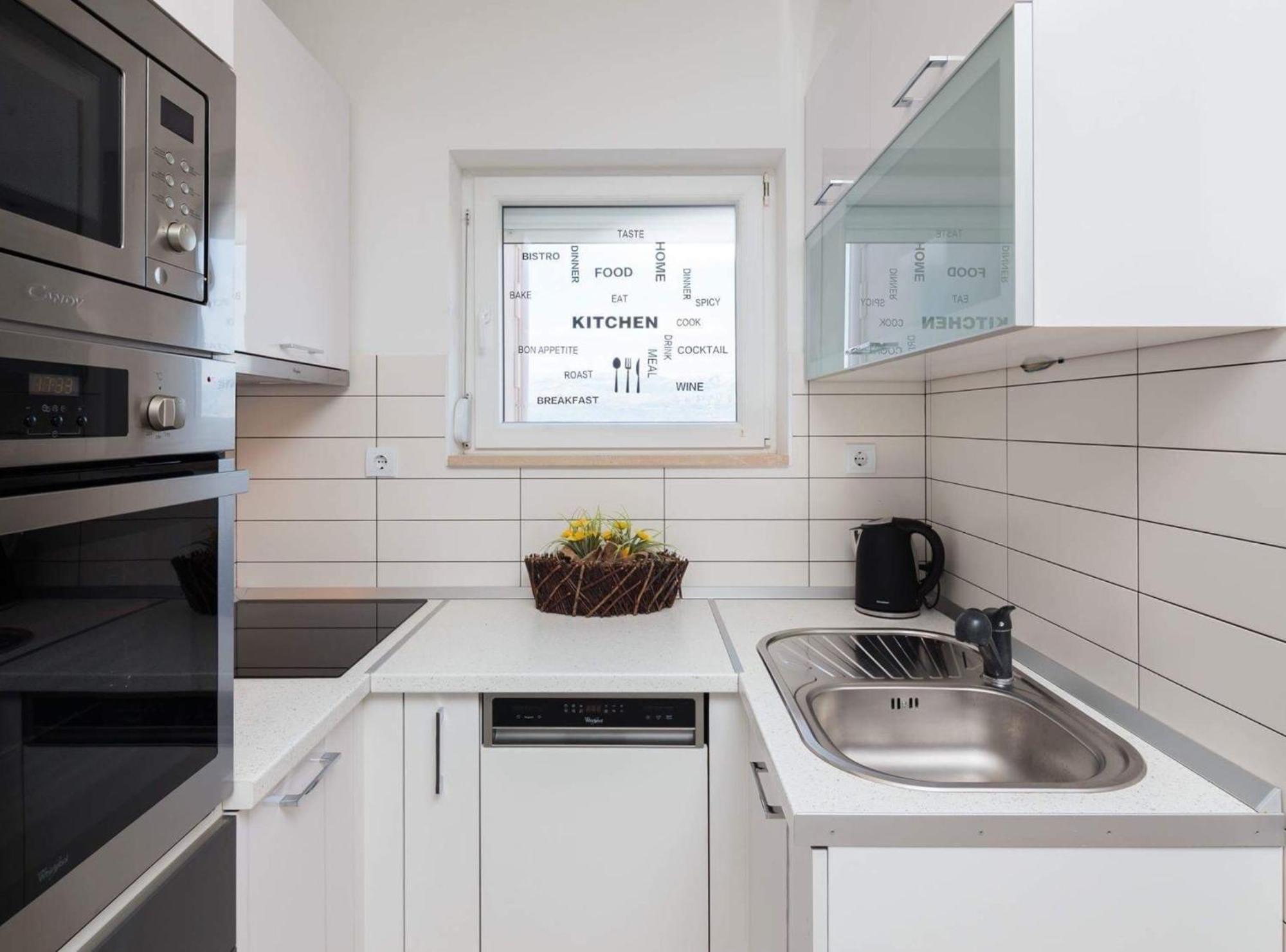 Apartment Lana St Supetar Bagian luar foto